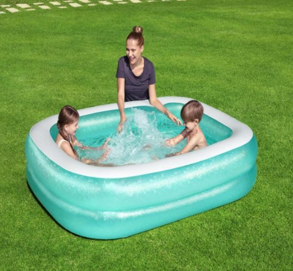 Bestway Inflatable family size swimming pool2