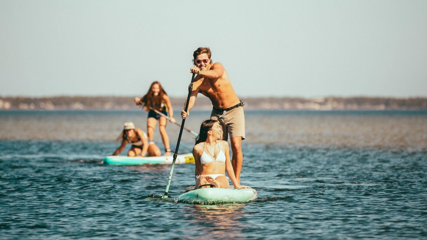 BOTE-paddle-board-WALLPAPER
